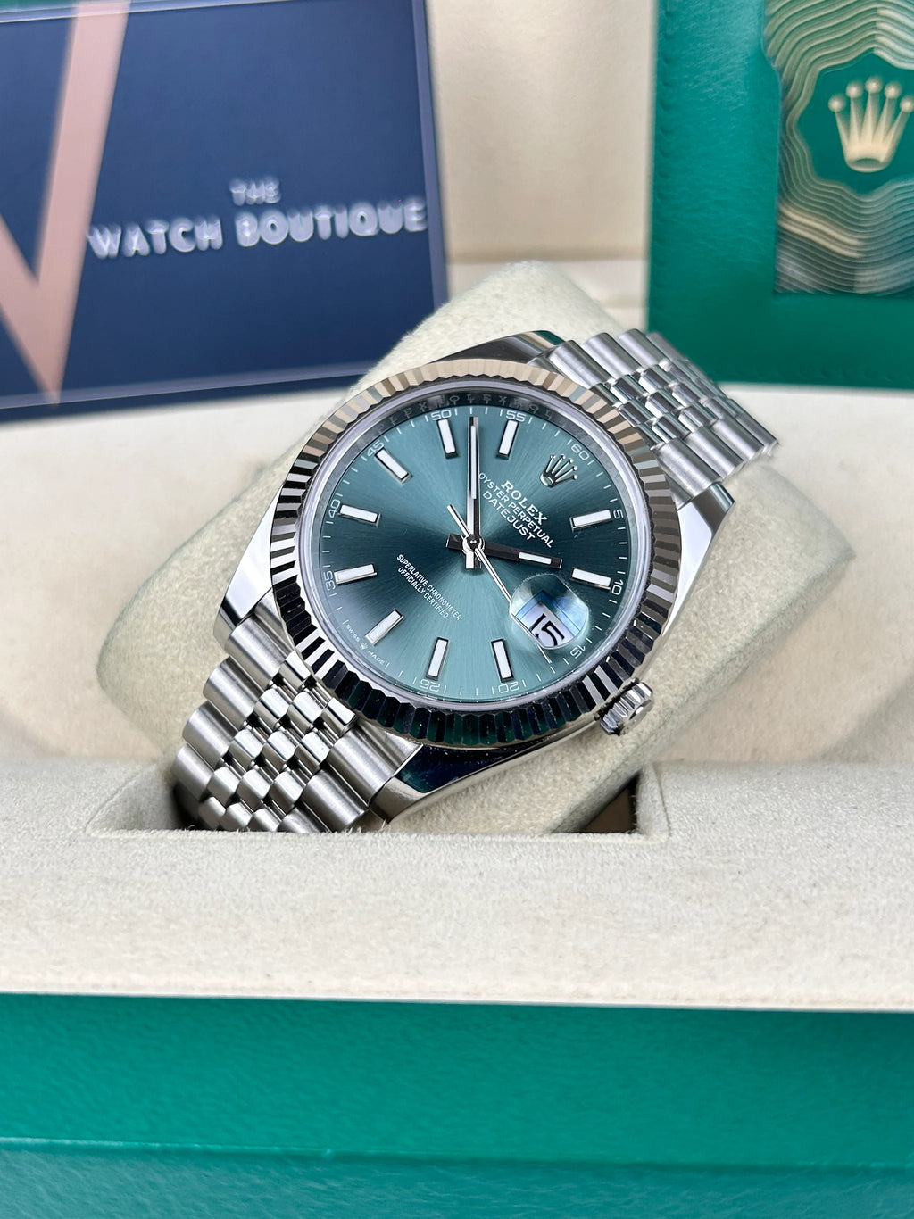 Datejust 41 – Green Dial on Jubilee