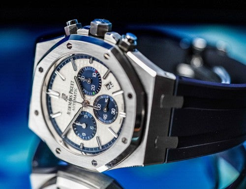 Audemars Piguet Royal Oak Offshore Chronograph – Steel, White/Silver Dial & Blue