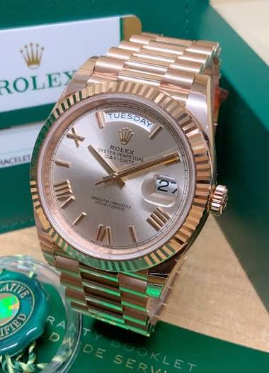 Rolex Oyster Perpetual Day-Date 40 – Sundust Dial with Roman Numerals