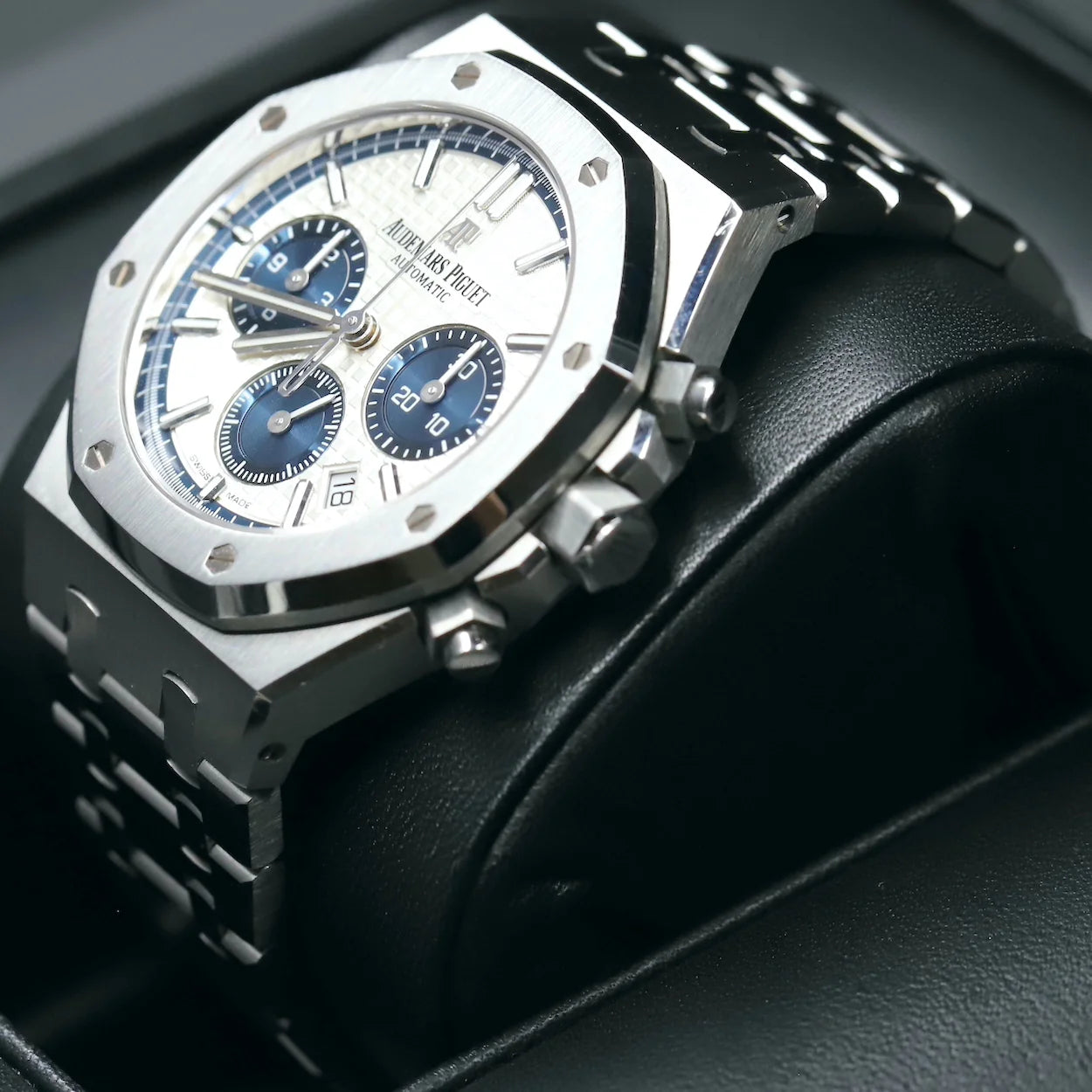 Audemars Piguet Royal Oak Chronograph – Stainless Steel “Panda”