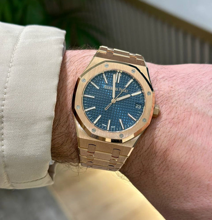 Audemars Piguet Royal Oak Selfwinding – 18K Pink Gold & Blue Dial