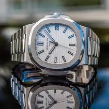 Patek Philippe Annual Calendar Chronograph – Steel White Dial