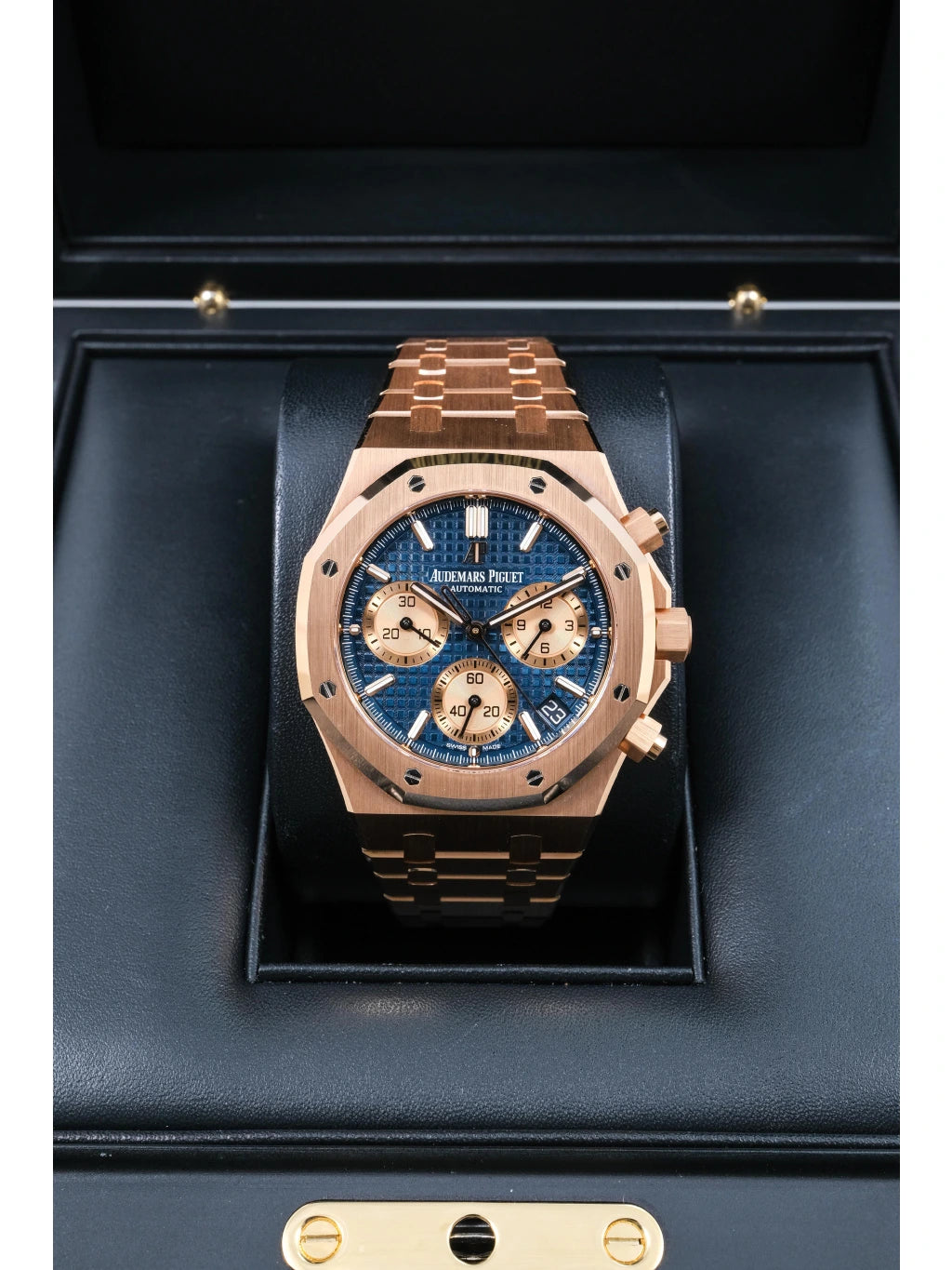Audemars Piguet Royal Oak Chronograph – Full Rose Gold Blue Dial