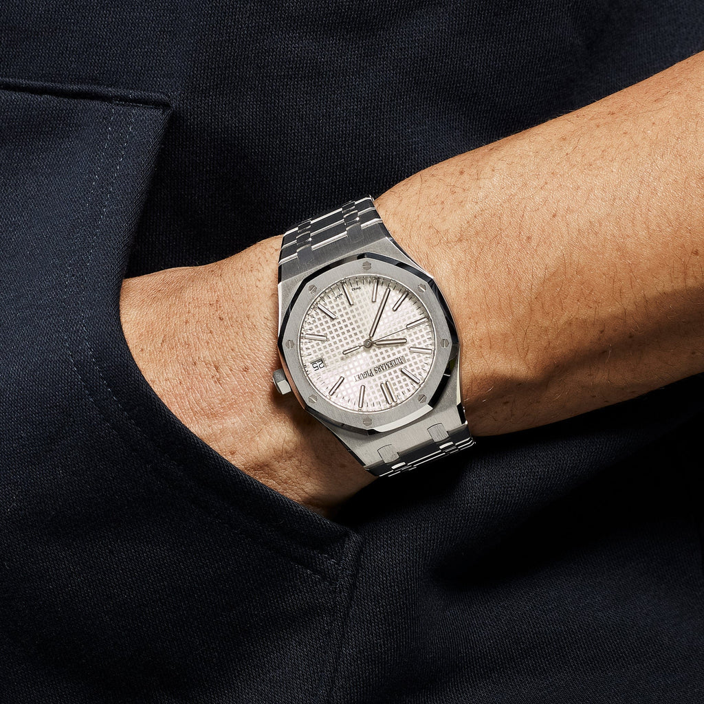 Audemars Piguet Royal Oak Selfwinding – Stainless Steel & Silver Dial