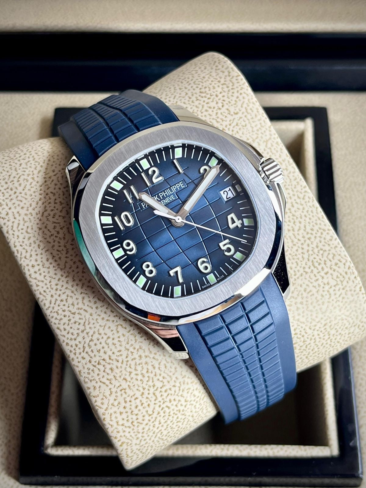 Patek Philippe Aquanaut – Blue Dial on Strap